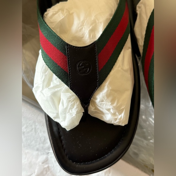Brand New Men’s Gucci Black and Green Red Stripe Sandals - Picture 3 of 5
